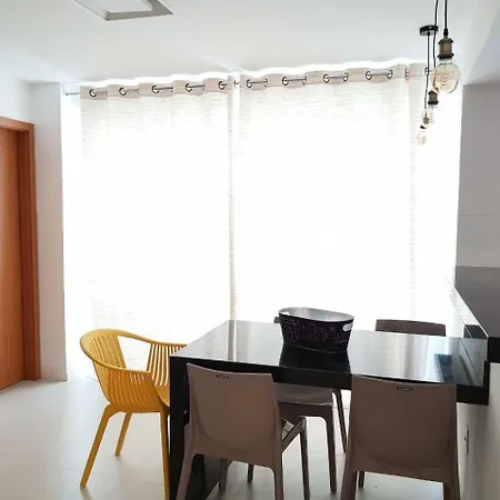 Aparts da Praia Grande 303-2